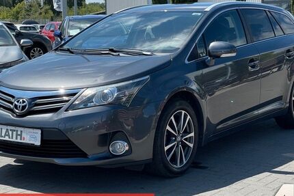 Toyota Avensis 97.720 km 14.590 &euro; Rostock-Warnemünde 18119