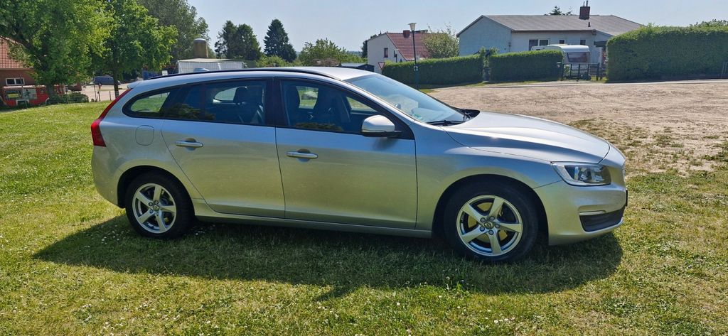 Volvo V60 131.000 km 17.000 &euro; Kröpelin 18236