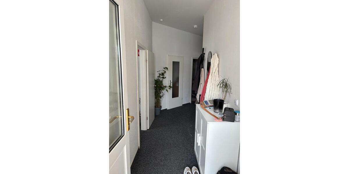 Erdgeschoßwohnung Bützow - 3 Zimmer, 77 m&sup2;, 700&euro; | Angebot:26543333