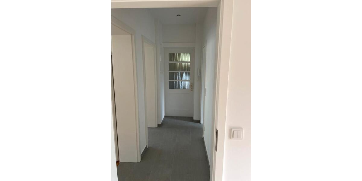 Etagenwohnung Rostock Hansaviertel - 2 Zimmer, 65 m&sup2;, 1.195&euro; | Angebot:26651742
