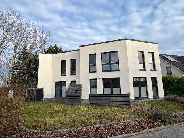 Mehrfamilienhaus, Wohnhaus Rostock Elmenhorst - 6 Zimmer, 180 m&sup2;, 785.000&euro; | Angebot:24632610