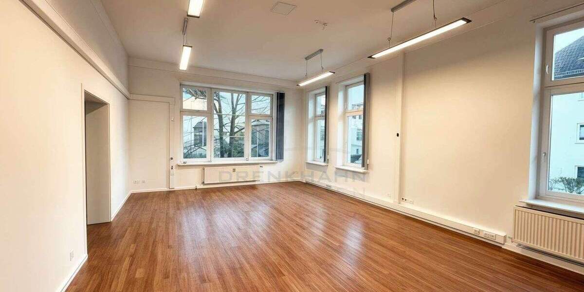 Gewerbeobjekt Rostock Stadtmitte - 4 Zimmer, 75 m&sup2;, 850&euro; | Angebot:24515690