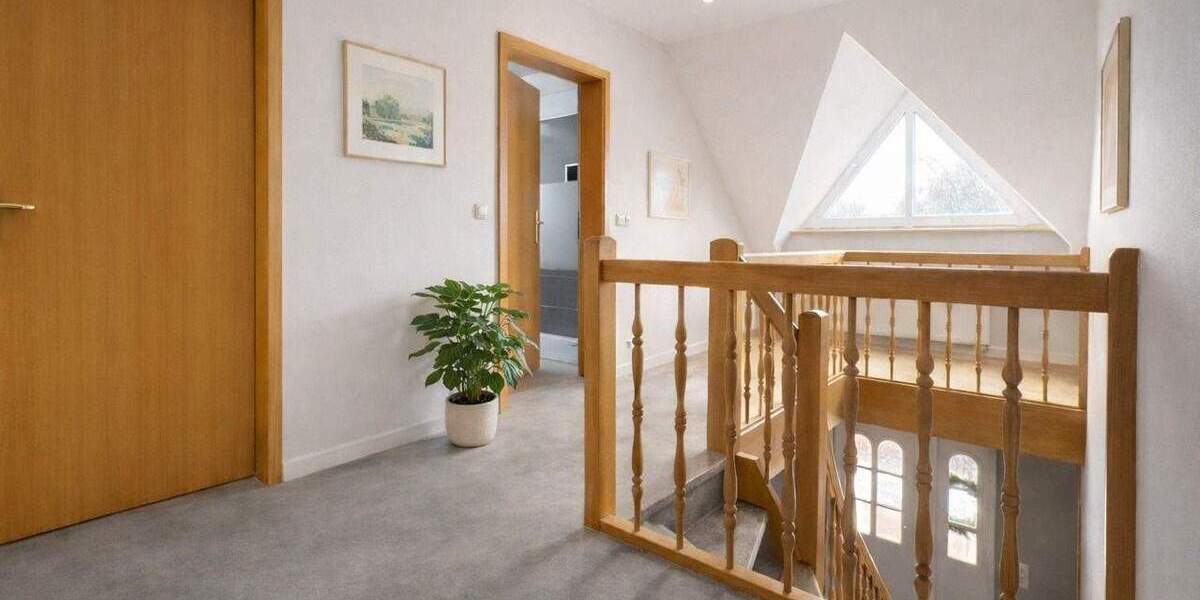 Einfamilienhaus Sanitz - 7 Zimmer, 250 m&sup2;, 575.000&euro; | Angebot:25675692