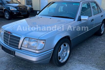 Mercedes-Benz E 200 246.392 km 5.200 € Tessin 18195