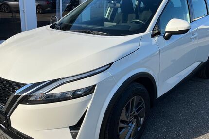 Nissan Qashqai 40.577 km 19.990 € Tessin 18195