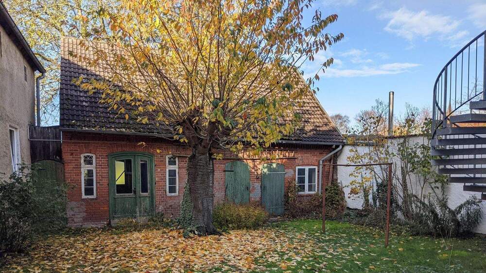 Mehrfamilienhaus, Wohnhaus Tessin - 1 Zimmer, 375 m&sup2;, 457.000&euro; | Angebot:25731048