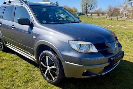 Mitsubishi Outlander 157.602 km 2.800 &euro; Rostock 18147
