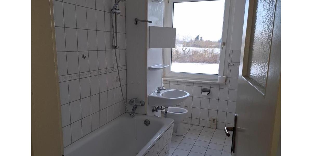 Etagenwohnung Laage - 3 Zimmer, 64 m&sup2;, 420&euro; | Angebot:24918764
