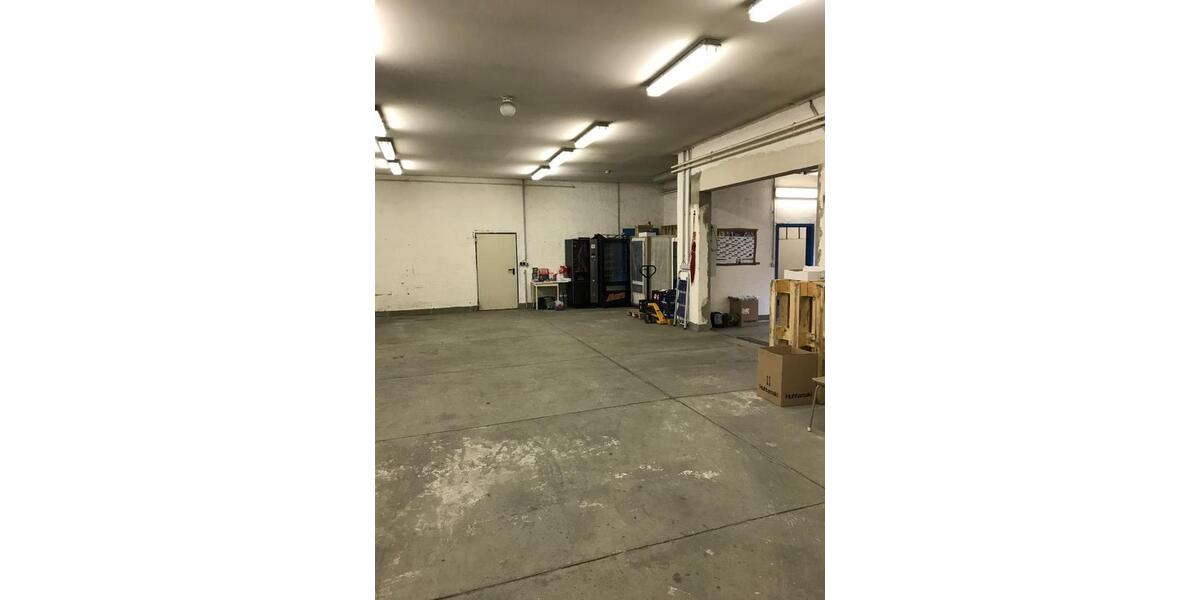 Provfrei: Ebenerd WerkstattLager 275 qm 7€qm Rolltor 18107 HRO zimmer