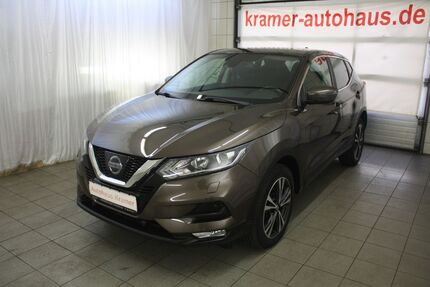 Nissan Qashqai 73.000 km 14.900 &euro; Rostock 18069