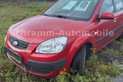 Kia Rio 180.000 km 1.500 € Rostock 18069