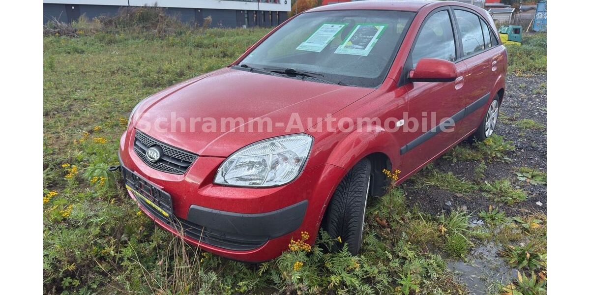 Kia Rio 180.000 km 1.500 € Rostock 18069
