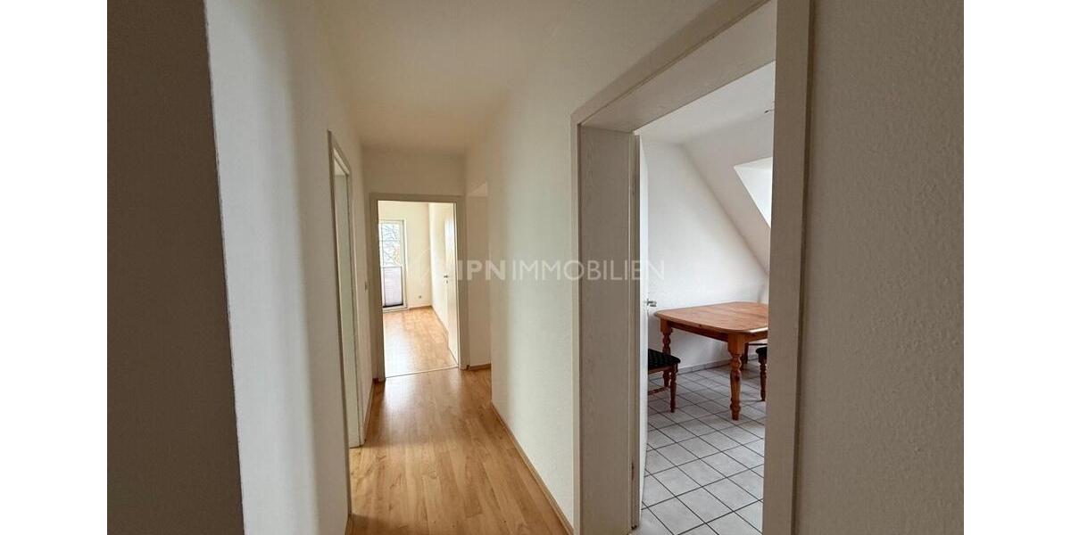 Dachgeschoßwohnung Elmenhorst/Lichtenhagen Lichtenhagen - 3 Zimmer, 77 m&sup2;, 1.040&euro; | Angebot:24848707