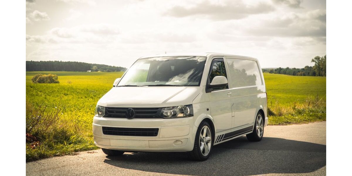 VW T5 Transporter 183.000 km 15.999 &euro; Rostock 18057