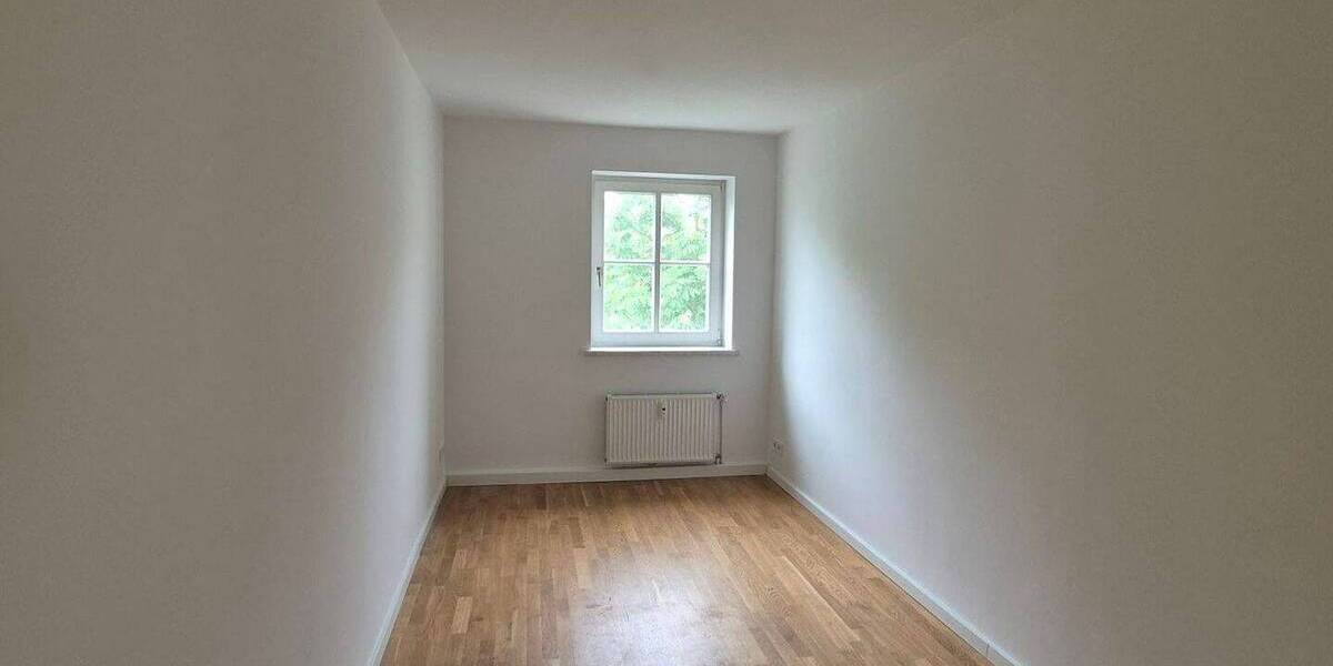 Etagenwohnung Rostock Stadtmitte - 3 Zimmer, 61 m&sup2;, 810&euro; | Angebot:26885940