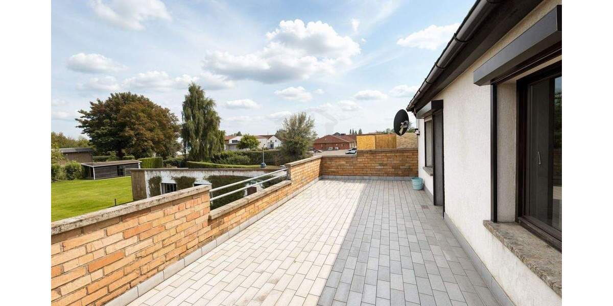 Einfamilienhaus Satow - 7 Zimmer, 288 m&sup2;, 225.000&euro; | Angebot:25728830