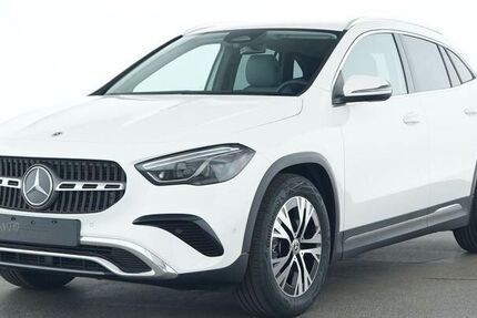 Mercedes-Benz GLA 180 6.500 km 37.420 &euro; Ribnitz-Damgarten 18311