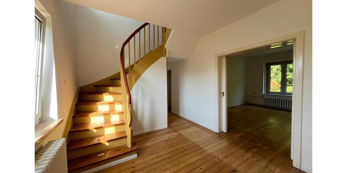 Einfamilienhaus Rostock Hansaviertel - 6 Zimmer, 150 m&sup2;, 670.000&euro; | Angebot:27026109