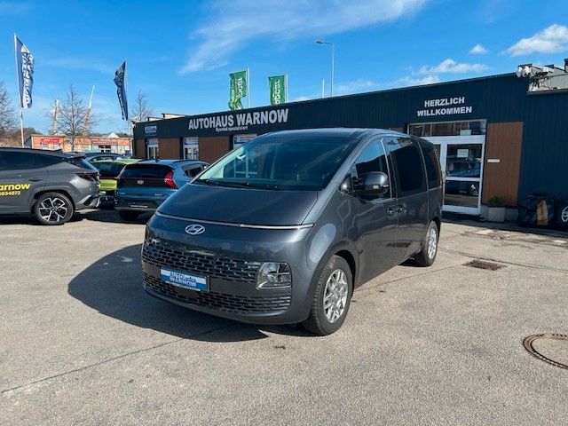 Hyundai STARIA 23.100 km 41.990 &euro; Rostock 18057