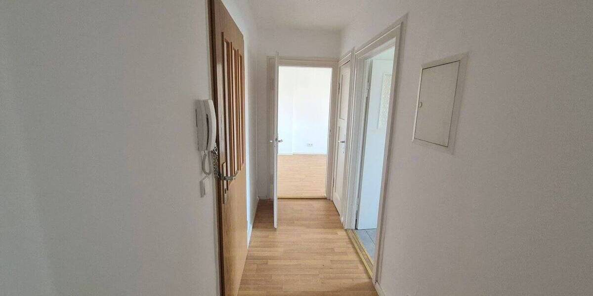 Etagenwohnung Rostock Stadtmitte - 2 Zimmer, 43 m&sup2;, 545&euro; | Angebot:26902478