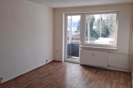 Wohnung Laage - 3 Zimmer, 64 m&sup2;, 420&euro; | Angebot:24918764