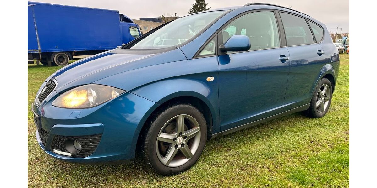 Seat Altea 145.216 km 4.500 &euro; Rostock 18147