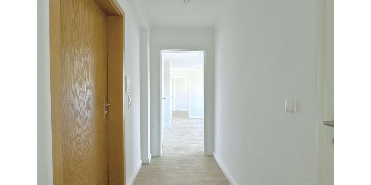 Dachgeschoßwohnung Rostock Hansaviertel - 3 Zimmer, 56 m&sup2;, 1.140&euro; | Angebot:24754744
