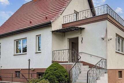 Haus zum Kaufen in Sarmstorf 199.000 € 105 m² 6 zimmer