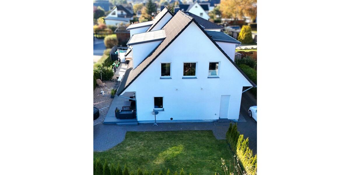 Einfamilienhaus Elmenhorst/Lichtenhagen Lichtenhagen - 9 Zimmer, 260 m&sup2;, 1.130.000&euro; | Angebot:26142158