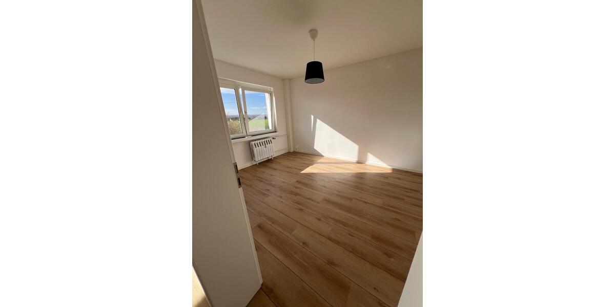 Etagenwohnung Lambrechtshagen - 700&euro; | Angebot:25414118