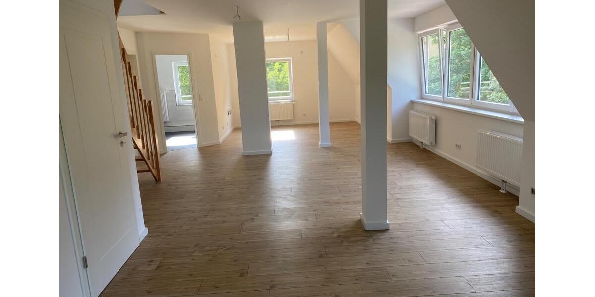 Maisonettenwohnung Rostock Groß-Klein - 4 Zimmer, 90 m&sup2;, 1.200&euro; | Angebot:25056234