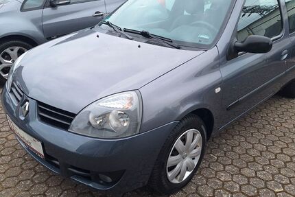 Renault Clio 114.000 km 2.990 &euro; Rostock 18146