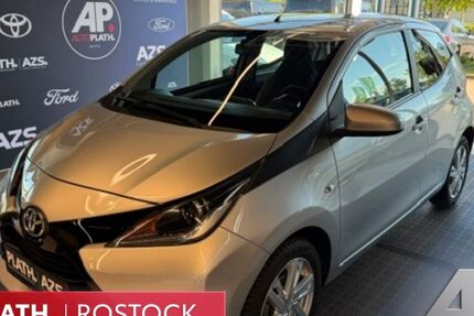 Toyota Aygo (X) 45.440 km 10.690 &euro; Rostock 18059