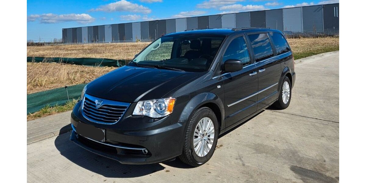 Lancia Voyager 108.000 km 14.690 &euro; Gragetopshof 18059