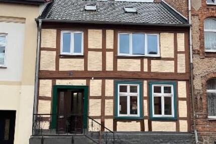 Haus Laage - 3 Zimmer, 120 m&sup2;, 350.000&euro; | Angebot:25157884