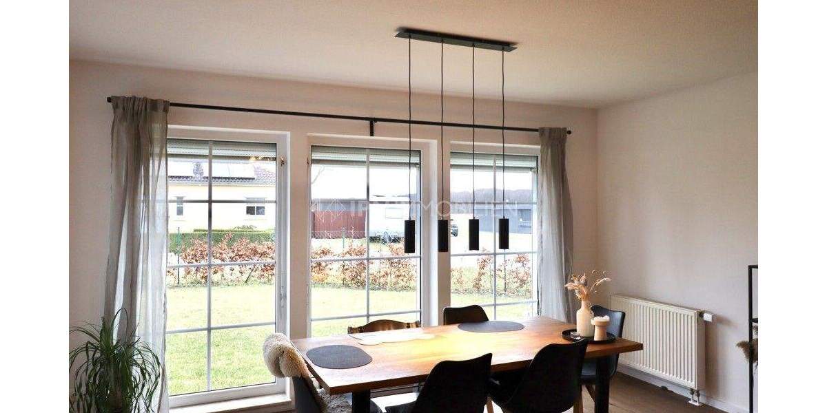 Bungalow Poppendorf - 4 Zimmer, 115 m&sup2;, 399.000&euro; | Angebot:25745654