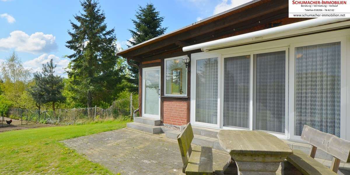 Etagenwohnung Marlow - 3 Zimmer, 80 m&sup2;, 560&euro; | Angebot:26768741