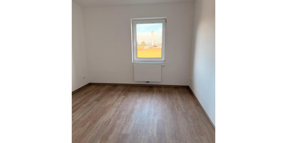 Etagenwohnung Rostock Groß-Klein - 3 Zimmer, 83 m&sup2;, 1.200&euro; | Angebot:25319262