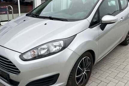Ford Fiesta 89.380 km 7.990 &euro; Tessin 18195