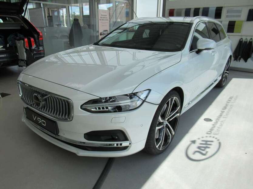 Volvo V90 3.000 km 69.500 € Rostock 18057