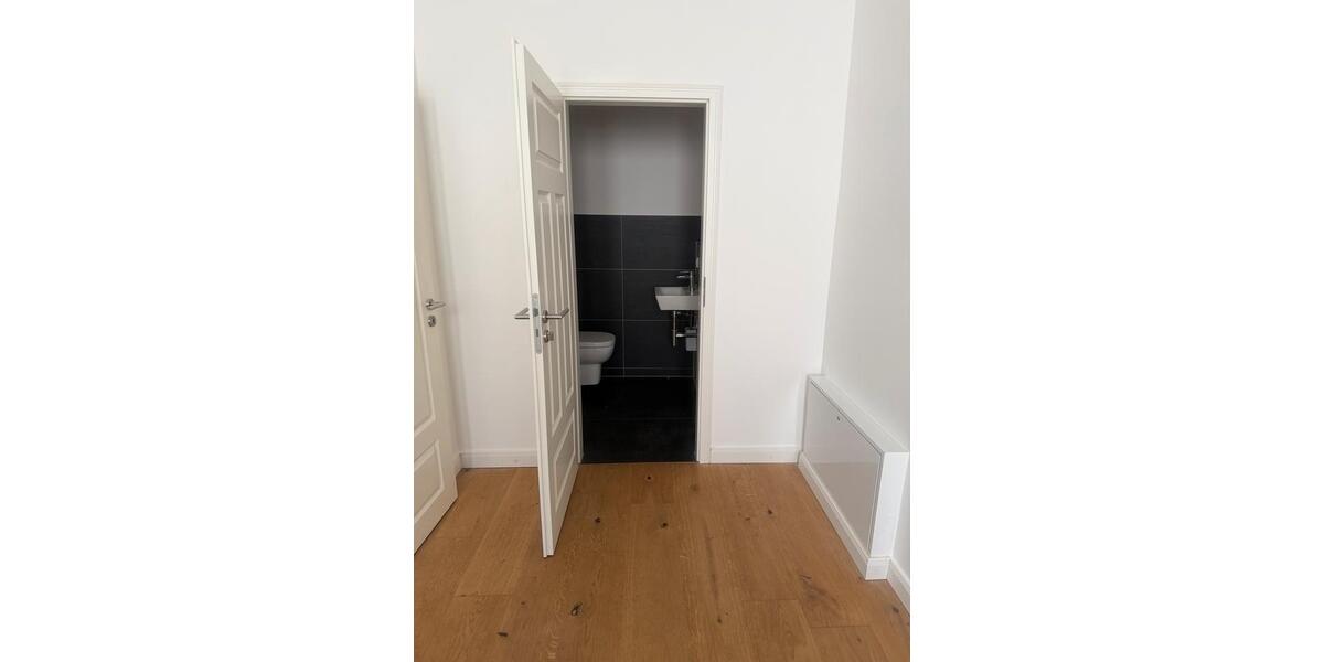 Erdgeschoßwohnung Sanitz - 4 Zimmer, 165 m&sup2;, 1.790&euro; | Angebot:26411628