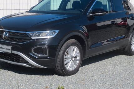 VW T-Roc 129.000 km 17.950 € Bargeshagen 18211