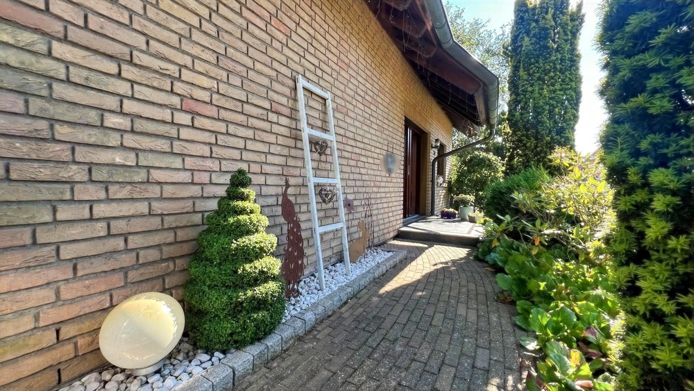 Einfamilienhaus Laage - 4 Zimmer, 135 m&sup2;, 450.000&euro; | Angebot:25670064