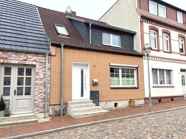 Einfamilienhaus Laage - 3 Zimmer, 95 m&sup2;, 139.000&euro; | Angebot:20615968