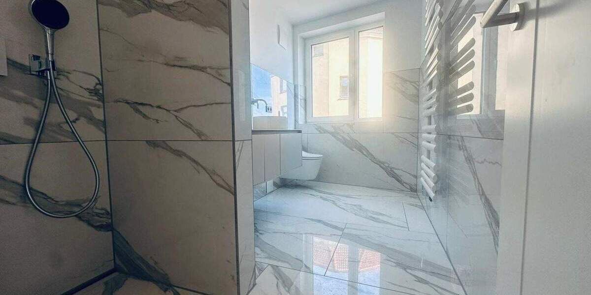 Etagenwohnung Rostock Stadtmitte - 4 Zimmer, 136 m&sup2;, 695.000&euro; | Angebot:25771086