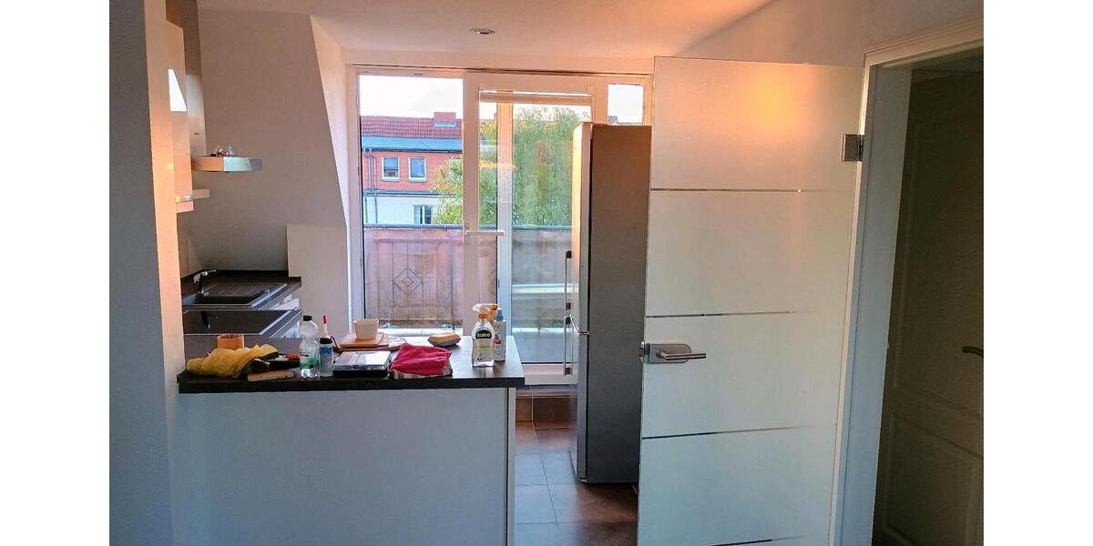 Dachgeschoßwohnung Rostock Hansaviertel - 2 Zimmer, 50 m&sup2;, 860&euro; | Angebot:25906083