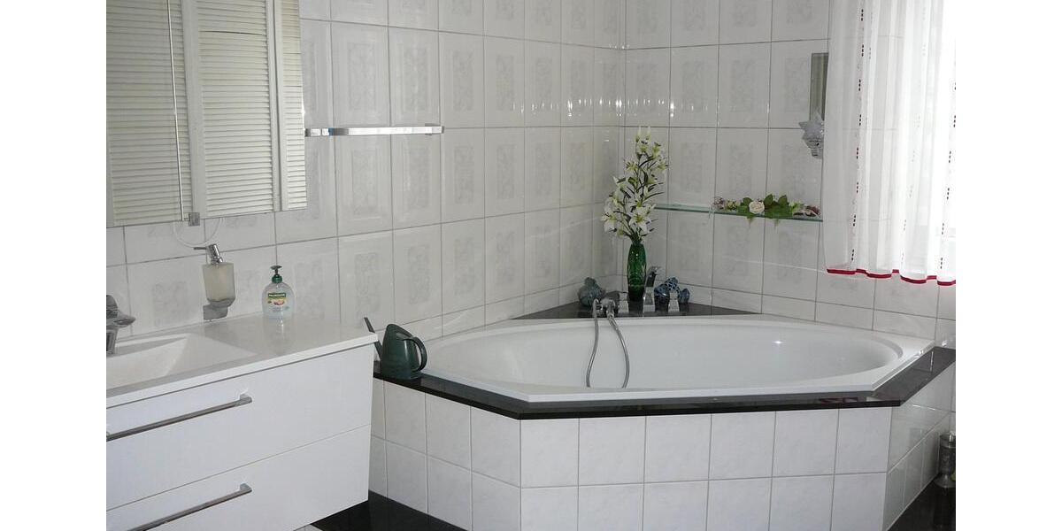 Bungalow Schwaan - 6.5 Zimmer, 200 m&sup2;, 499.000&euro; | Angebot:26490769