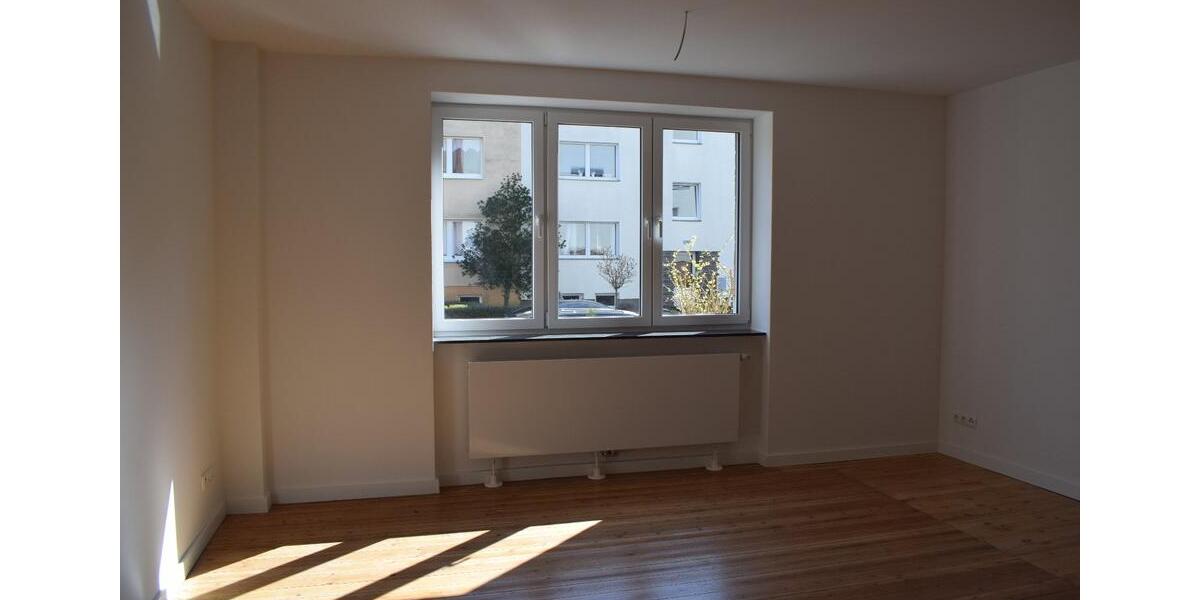 Erdgeschoßwohnung Rostock Hansaviertel - 4 Zimmer, 100 m&sup2;, 1.490&euro; | Angebot:26637151