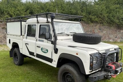 Land Rover Defender 376.251 km 14.700 € Tessin 18195