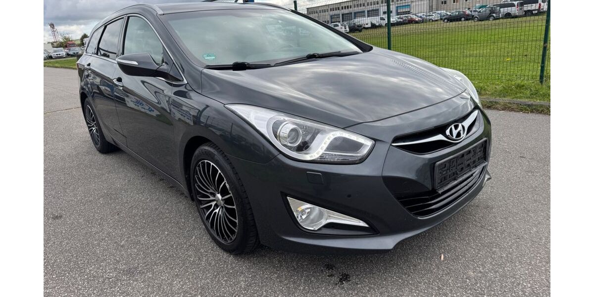 Hyundai i40 225.300 km 6.980 &euro; Rostock 18147